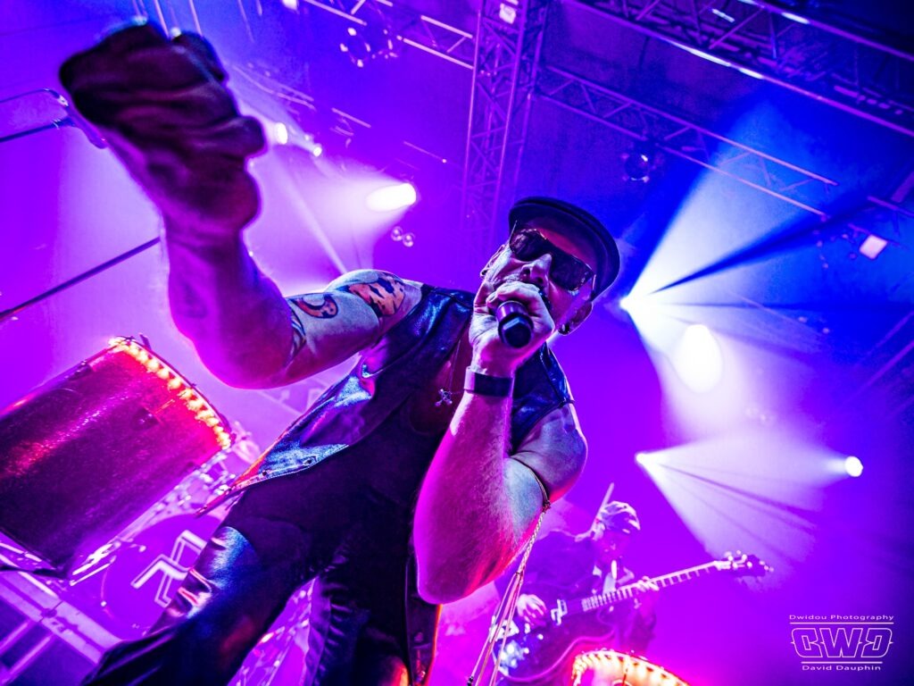 RIVIERA PARADISE