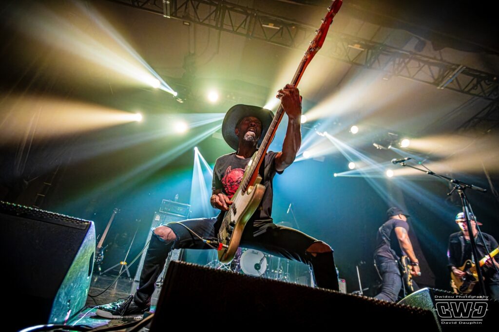Ayron Jones à l'Elysée Montmartre