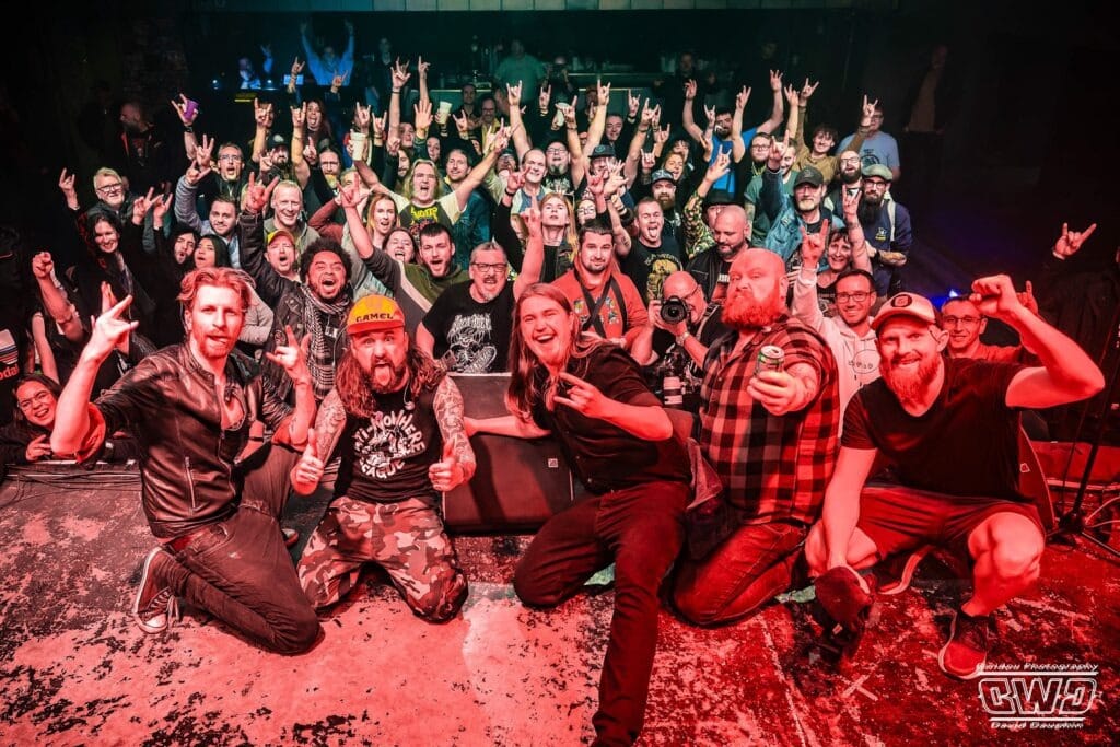 MASSIVE WAGONS