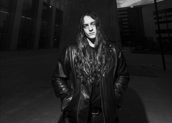 PERTURBATOR : The Swimming Pool