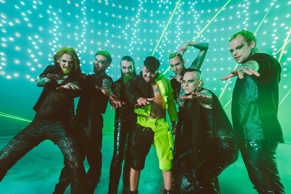 LORD OF THE LOST : Raveyard ft KÄÄRIJÄ