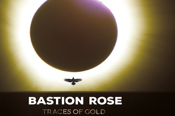 Bastion Rose sort Traces Of Gold