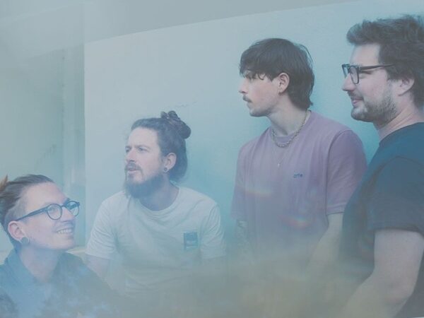 HamaSaari : Lyric vidéo Lost in nights