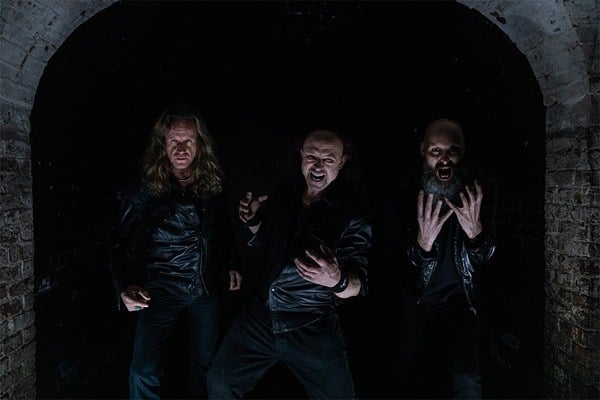 Venom : Lay Down Your Soul