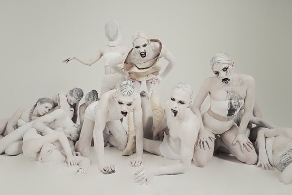 BLACK SPIKES : Clip de REVANA