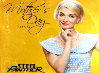 Steel Panther : clip de « The Mother’s Day Song »