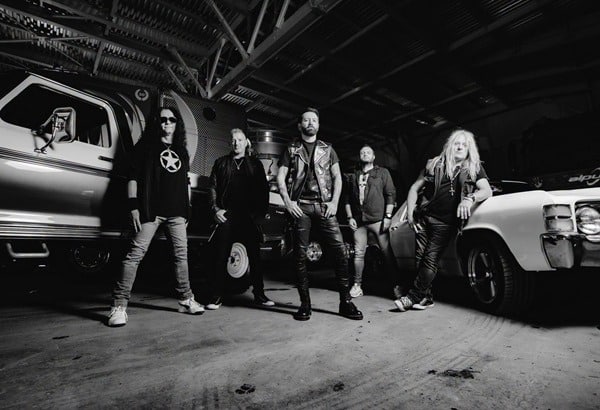 CORELEONI : nouveau single Generation Rock