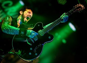Ricky Warwick : Seek Zen Destroy (ft. Phil Collen)