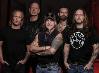 Accept : Single Save Us ré-imaginé