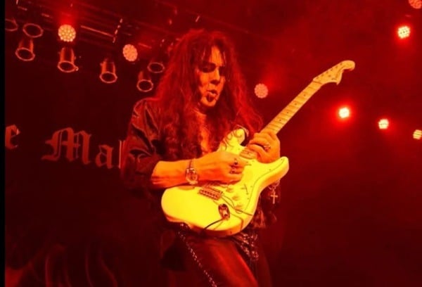 Yngwie Malmsteen : Single Now Or Never
