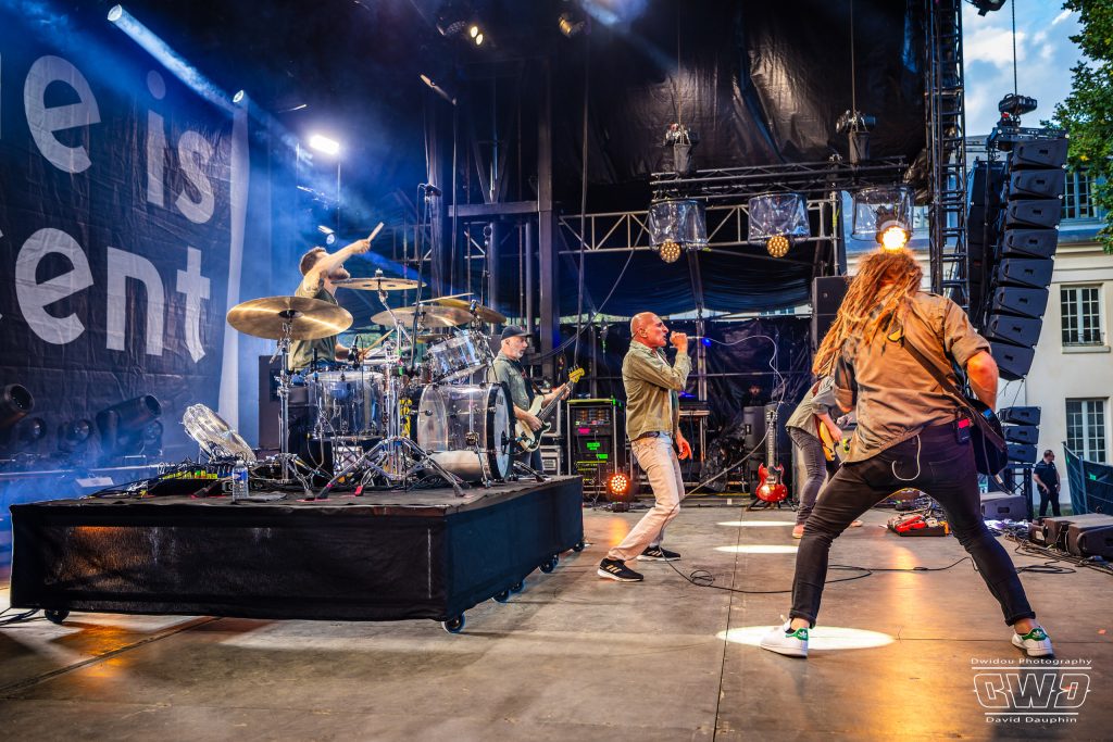 NO ONE IS INNOCENT Live Mennecy Metal Festival 2026