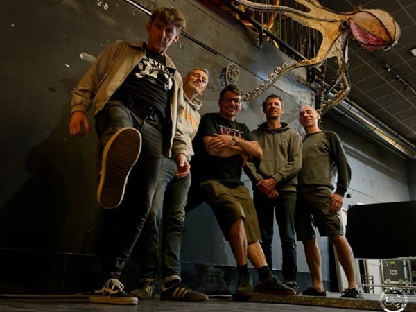 BURNING HEADS : clip de SOS 2