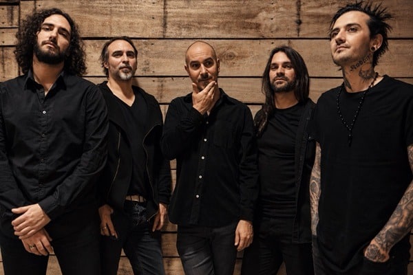 KLONE : Nouveau single « UNCHAINED »